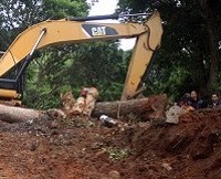 Jalan Yang Terputus Mulai Diperbaiki